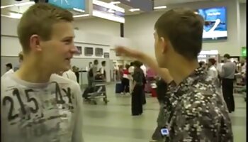 Zwei Brüder spielen mit ihrer deutsche reife frauen porno jüngeren Schwester