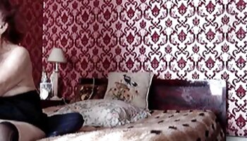 Skanky TS porno reife damen Alice liebt Hardcore-Analsex und Schwanzlutschen