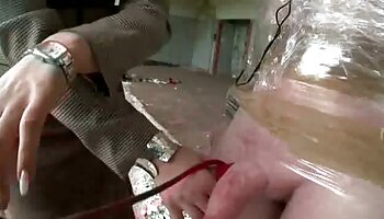 Trans-Krankenschwester Bianca Reis sexfilme ab 50 und ihre Patientin bareback einander Arschlöcher