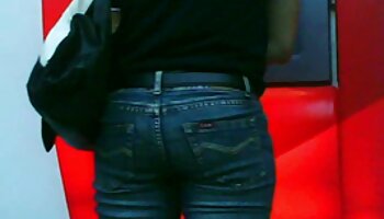 Süßes junges Ding porno reife frauen kostenlos gibt einen sexy POV-Bj