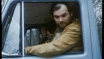 Tgirl Mandy bläst Bucks enge sexfilme mit älteren frauen Muschi