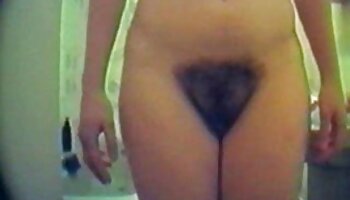 Kleine titted Ebony Schlampe Channell Heart benutzt ihren Mund und ihre porno kostenlos reife frauen Fotze, um einem Kerl zu gefallen
