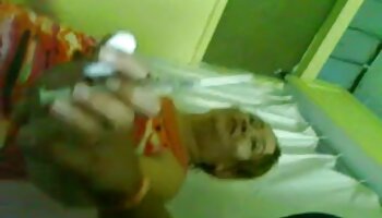 Shemale Patricia Sabatiny wird ohne porno videos mit reifen frauen Sattel gefickt