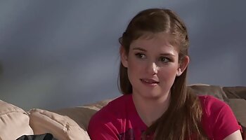 Junge Amateurlesben lecken und spielen mit reife frauen ab 50 porno Vibratoren